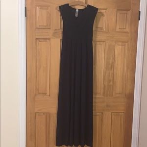 Navy blue maxi dress by Go Couture